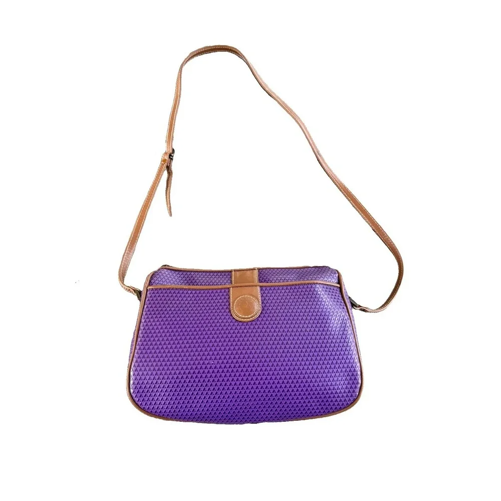 Vintage 1980s Liz Claiborne Purple Geometric Crossbody Bag Leather Piping